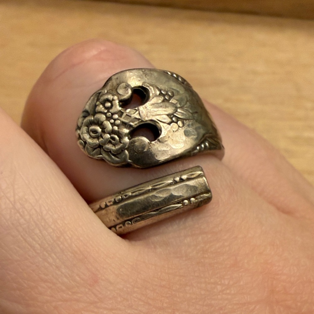 Handmade Vintage Floral Silver Spoon Ring, size 8